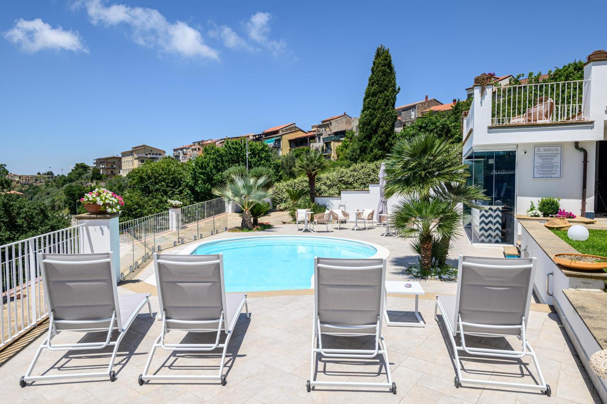 Palazzo Gargano Hotel Prignano Cilento ภายนอก รูปภาพ