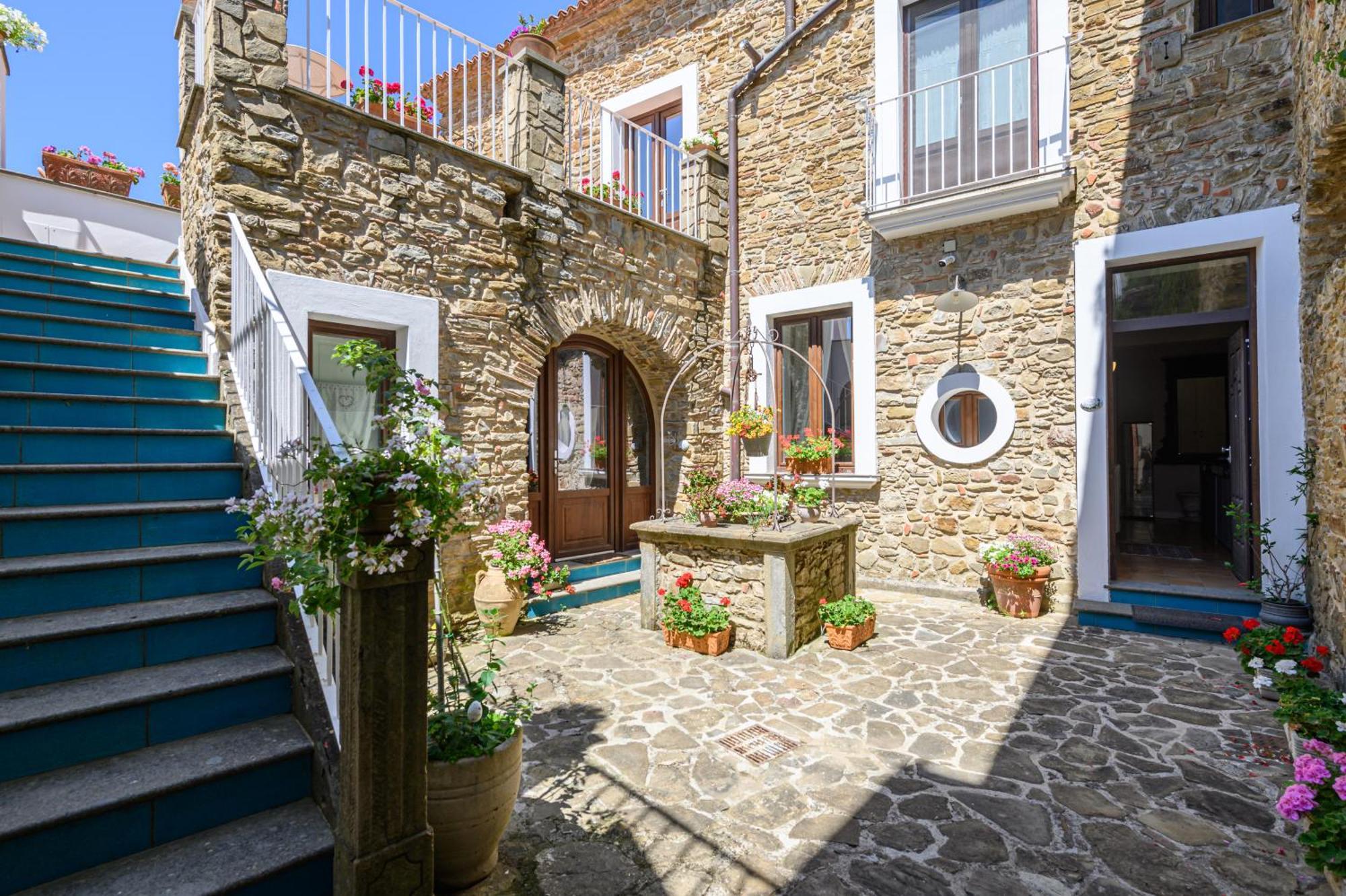 Palazzo Gargano Hotel Prignano Cilento ภายนอก รูปภาพ