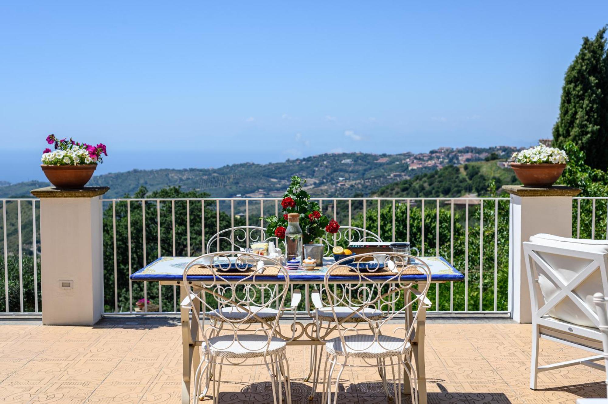 Palazzo Gargano Hotel Prignano Cilento ภายนอก รูปภาพ