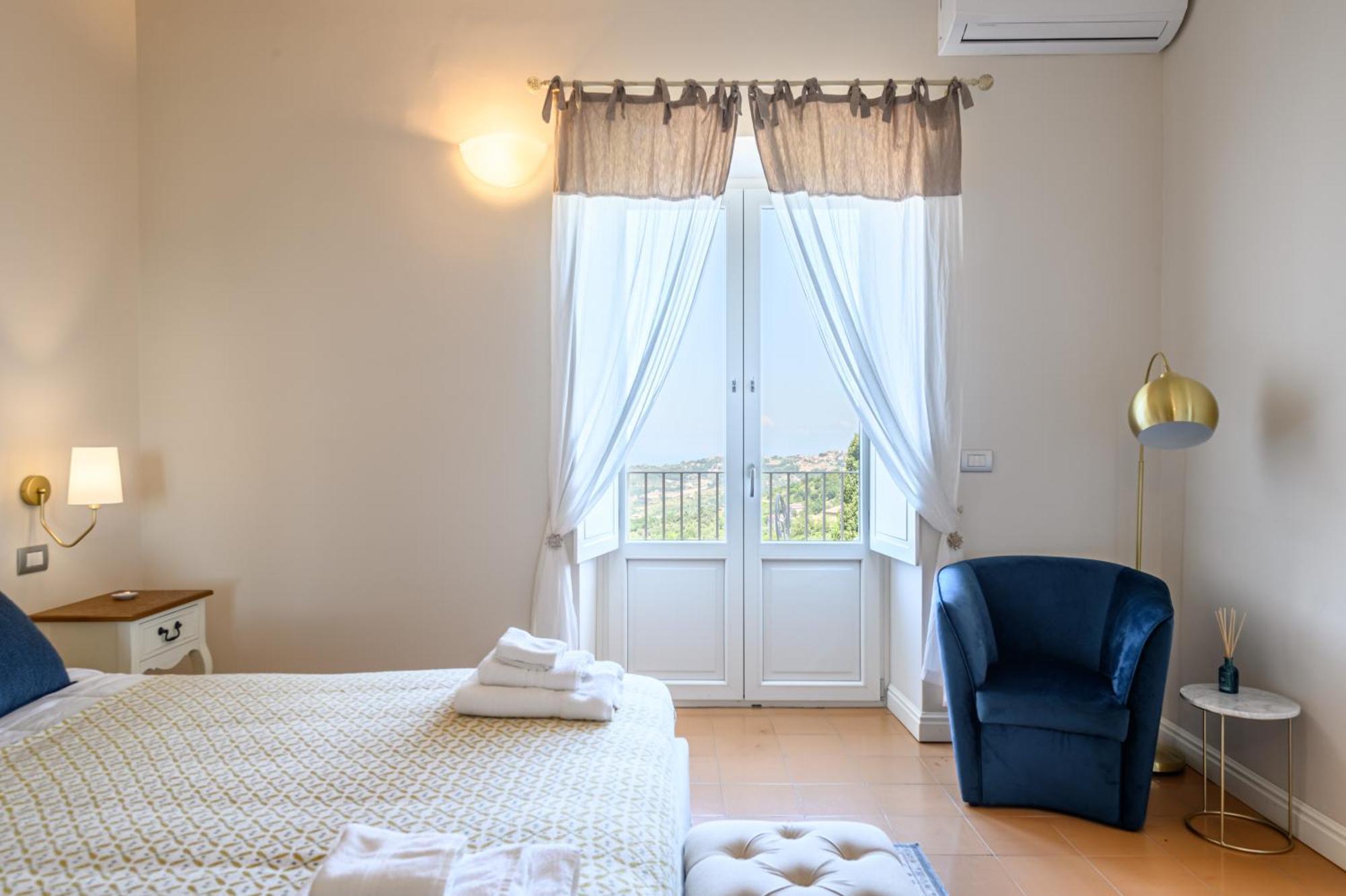 Palazzo Gargano Hotel Prignano Cilento ภายนอก รูปภาพ